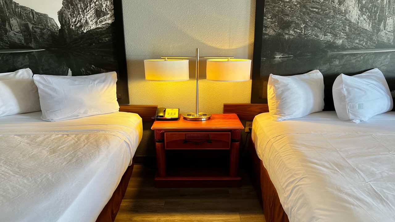 Photo of Bedroom in Sealy
