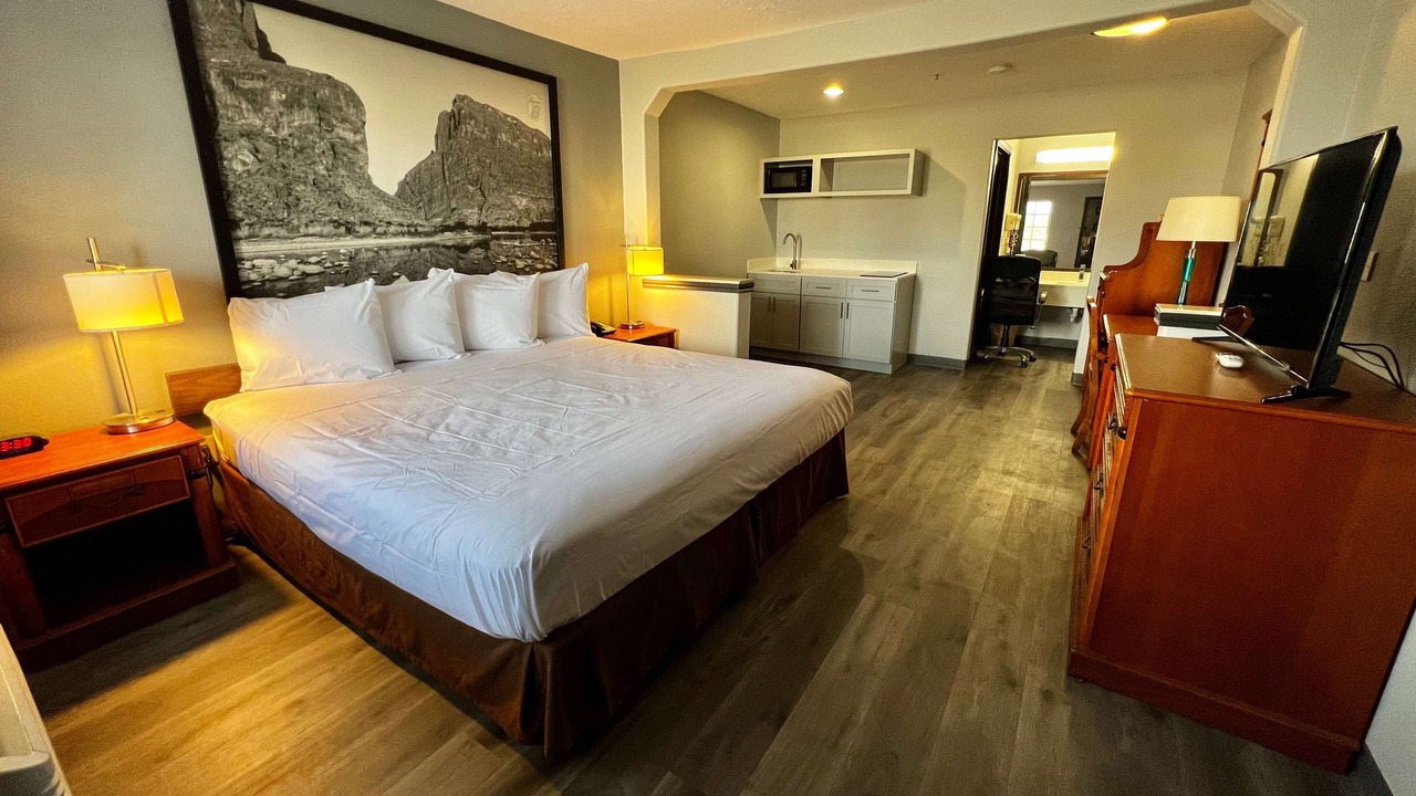 Photo of Bedroom in Sealy