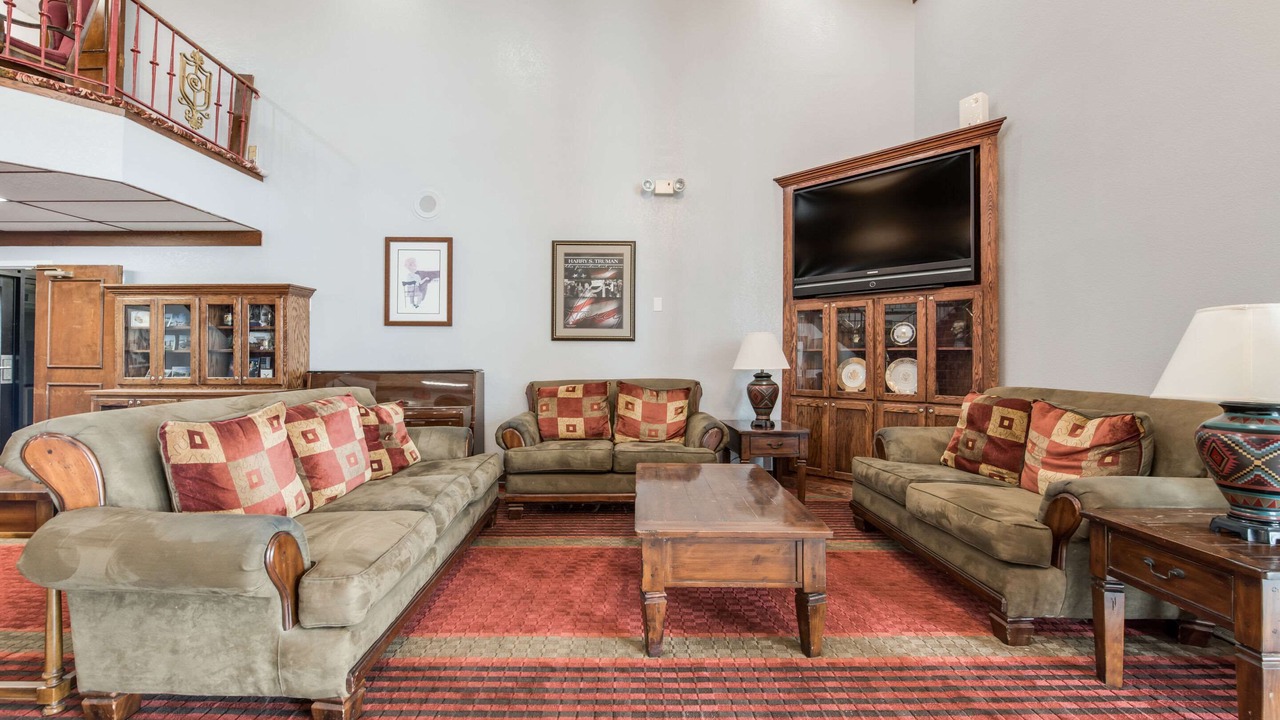 Photo of Others in Sedalia