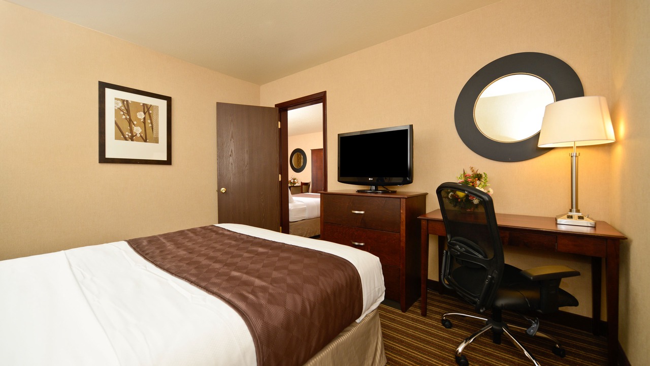 Photo of Bedroom in West Yellowstone