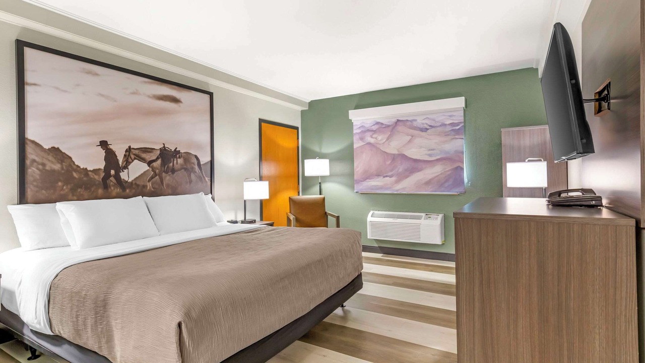 Photo of Bedroom in Hamilton