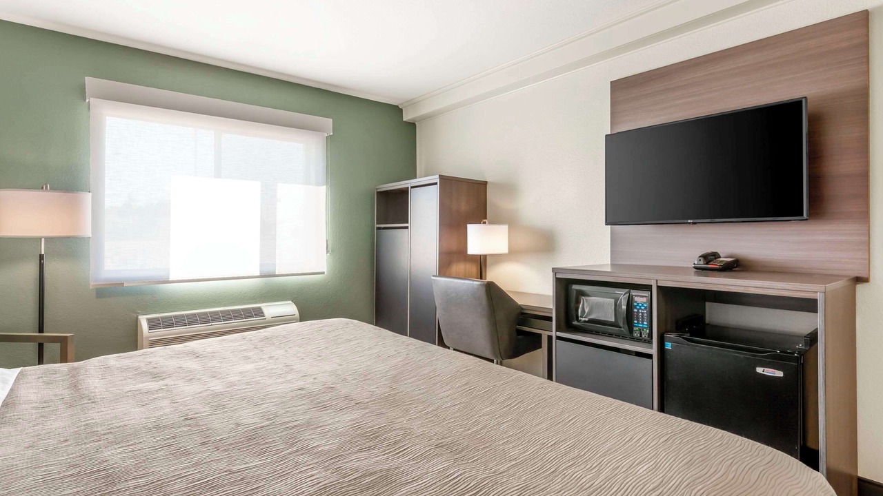 Photo of Bedroom in Hamilton