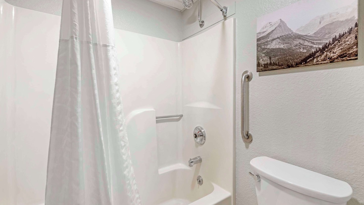 Photo of Bedroom in Hamilton