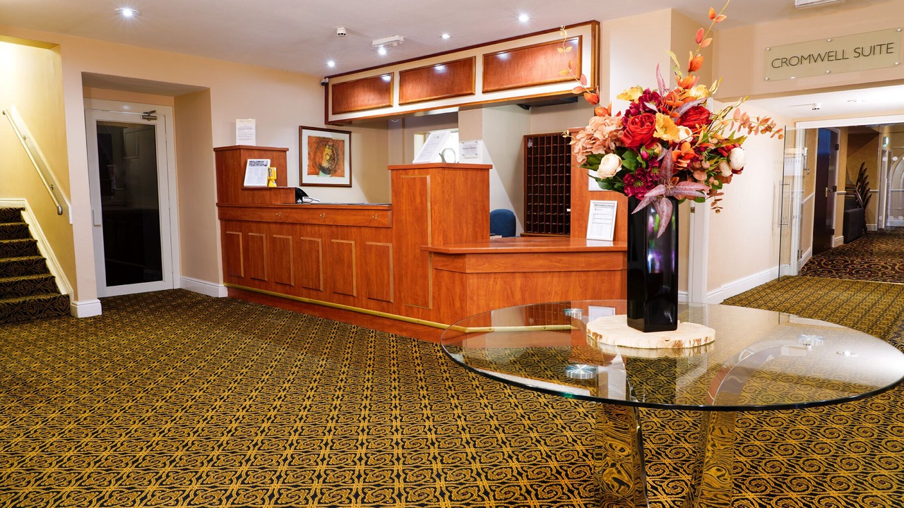 Photo of Others in Gomersal