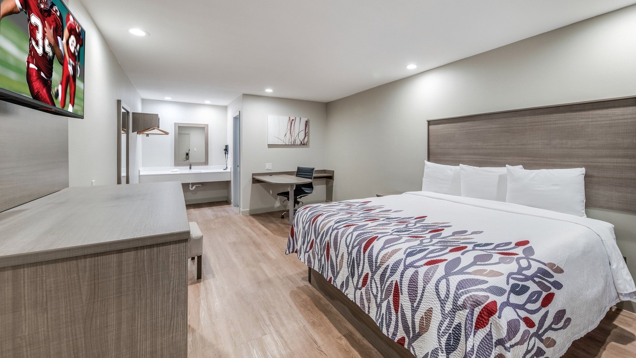Photo of Bedroom in Lewisville