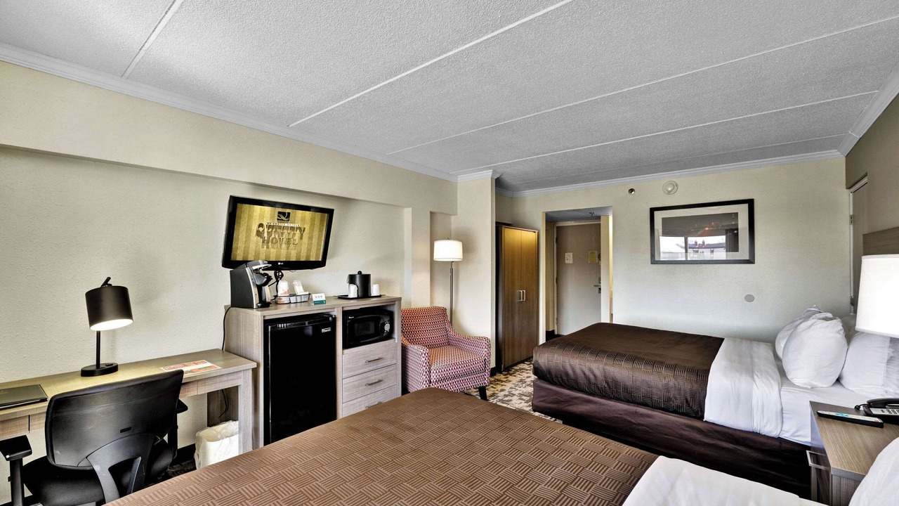 Photo of Bedroom in Downtown Niagara Falls
