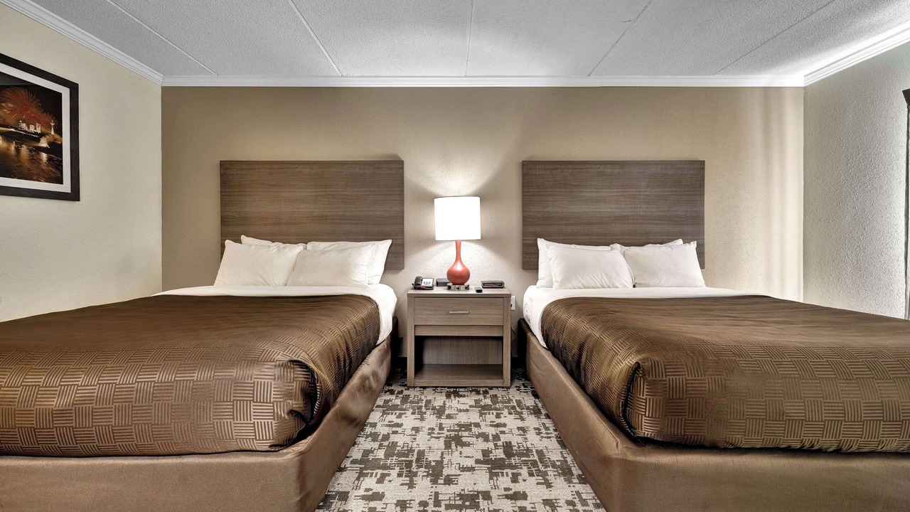 Photo of Bedroom in Downtown Niagara Falls