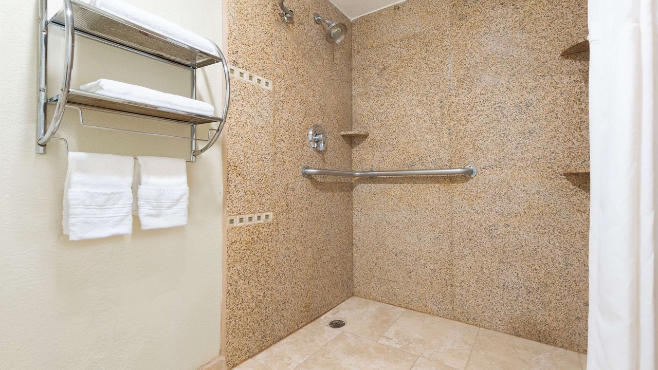 Photo of Bathroom in Dalhart