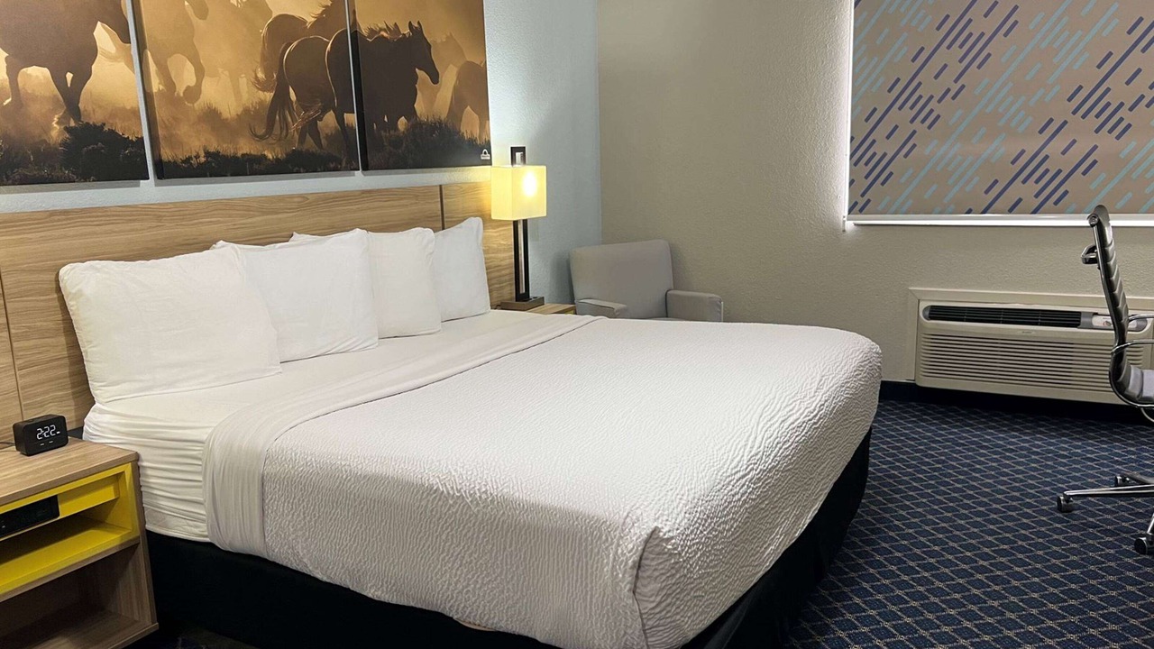 Photo of Bedroom in Dalhart