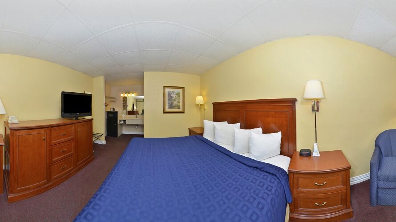 Photo of Bedroom in Hillsboro