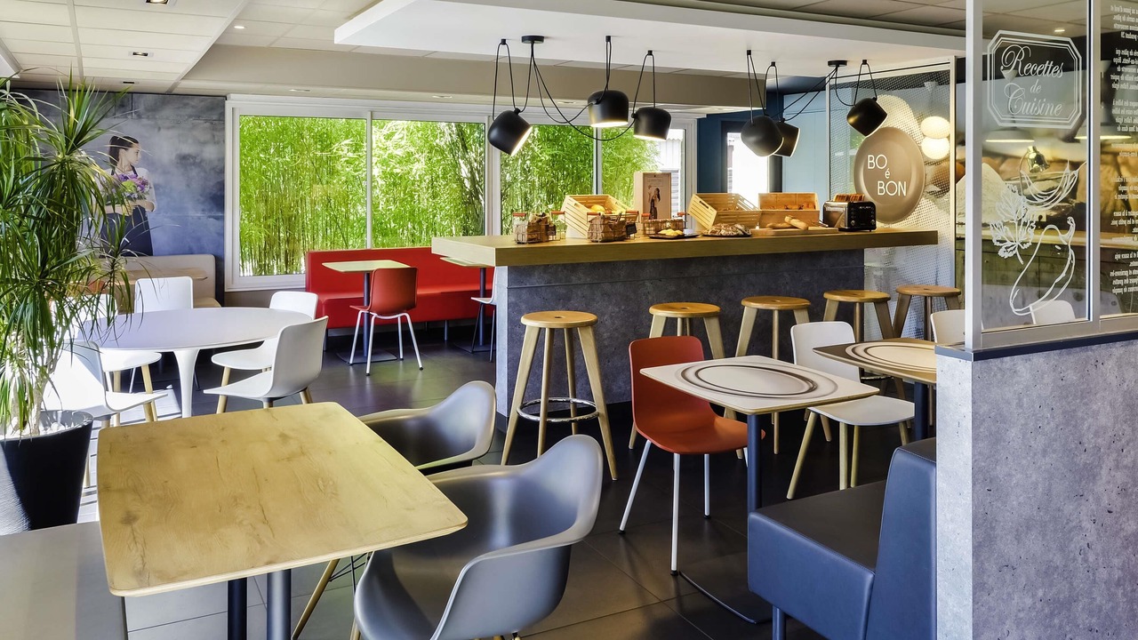 Photo of Others in Le Coteau