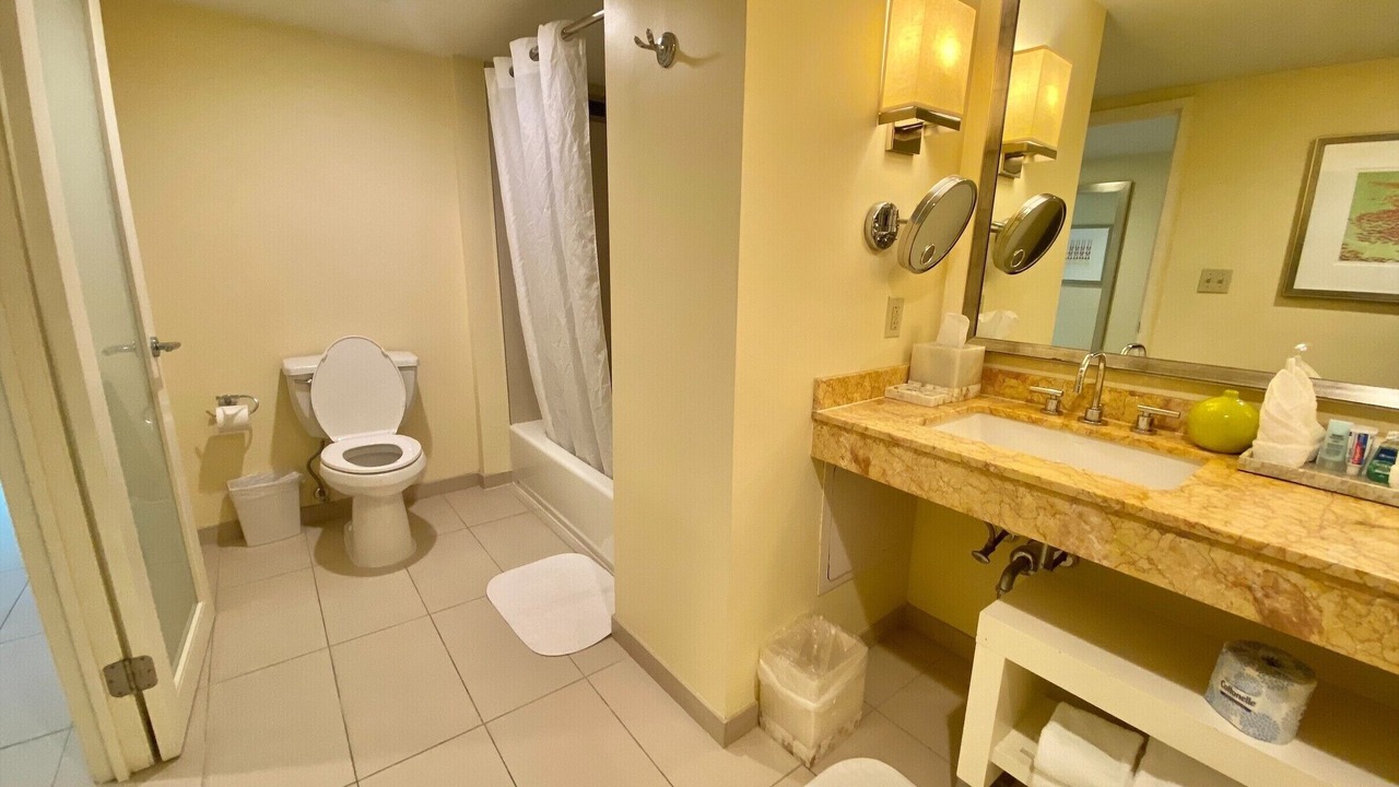 Photo of Bathroom in Central Sarasota