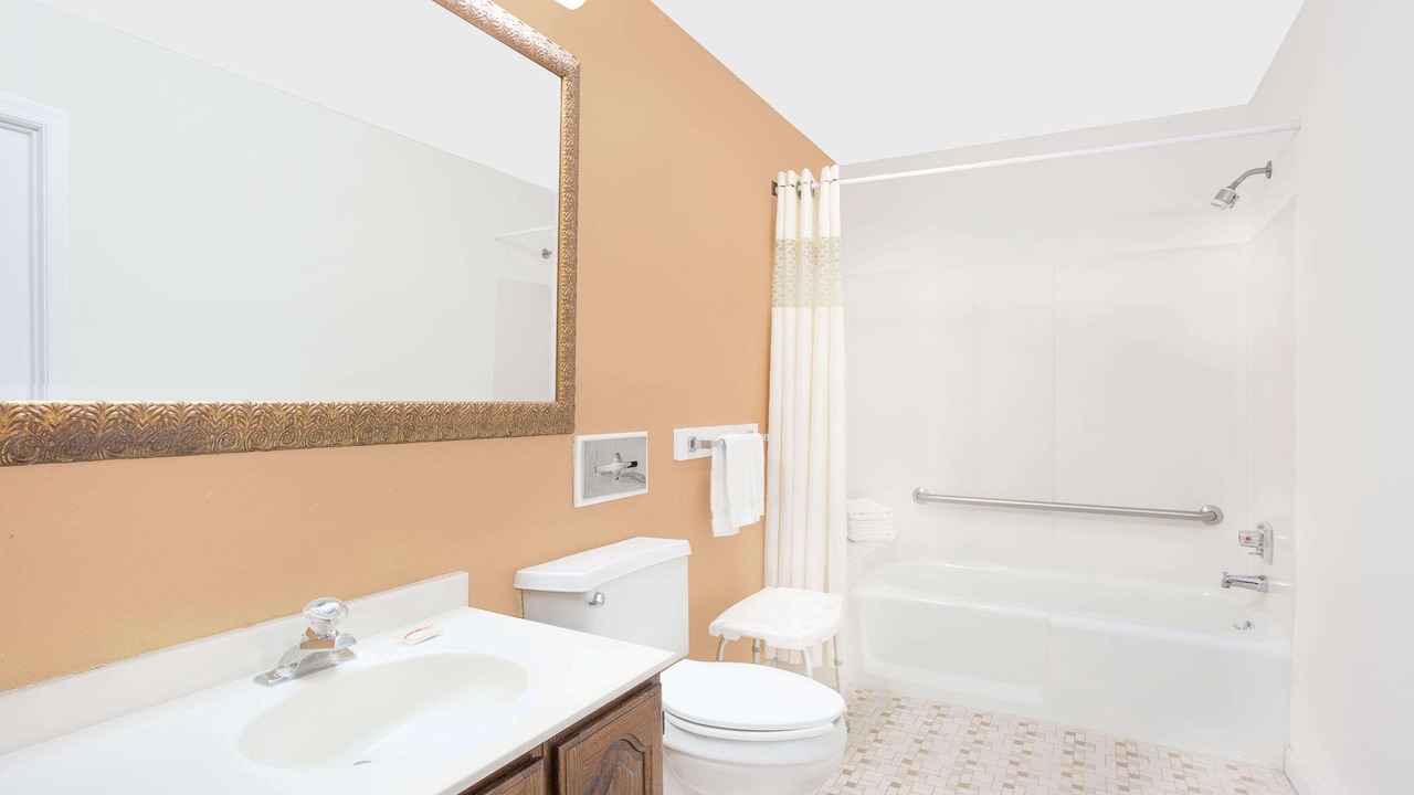 Photo of Bathroom in Emporia