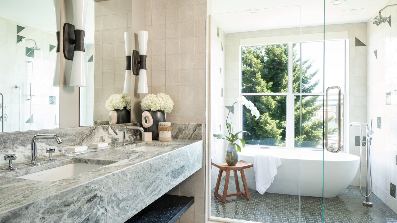 Photo of Others in Downtown Portland