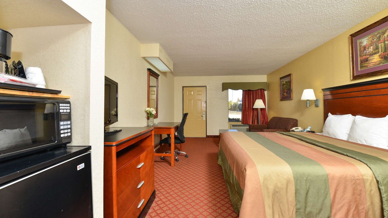 Photo of Bedroom in Brookhaven