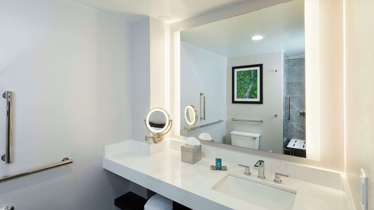 Photo of Others in Roswell