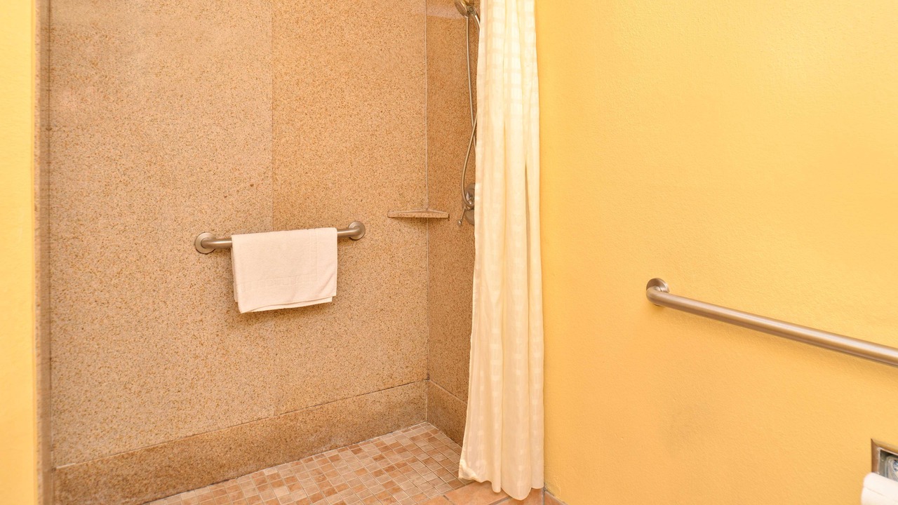 Photo of Bathroom in Winnsboro