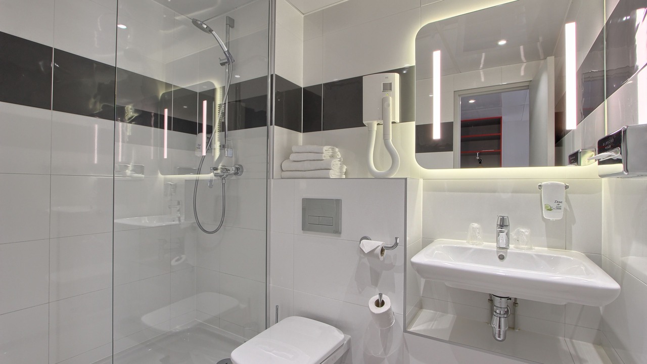 Photo of Bathroom in 13th Arrondissement