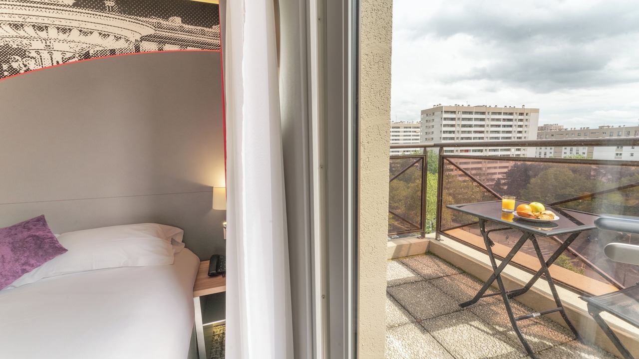 Photo of Bedroom in 13th Arrondissement