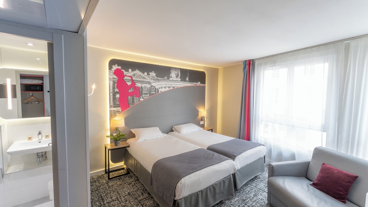 Photo of Bedroom in 13th Arrondissement