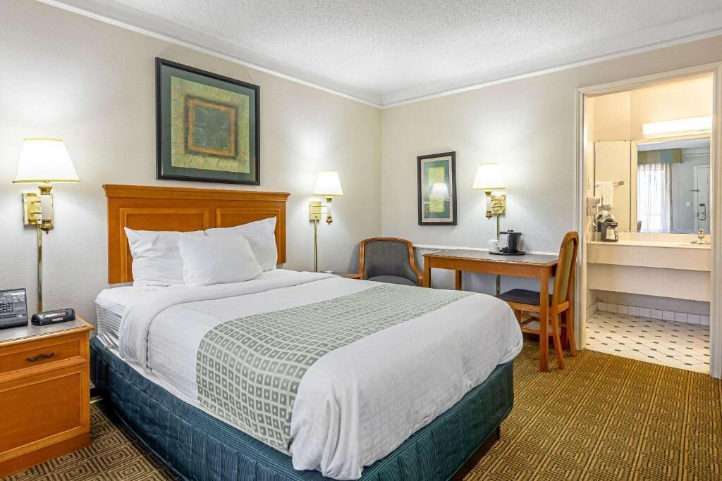 Photo of Bedroom in Huntsville