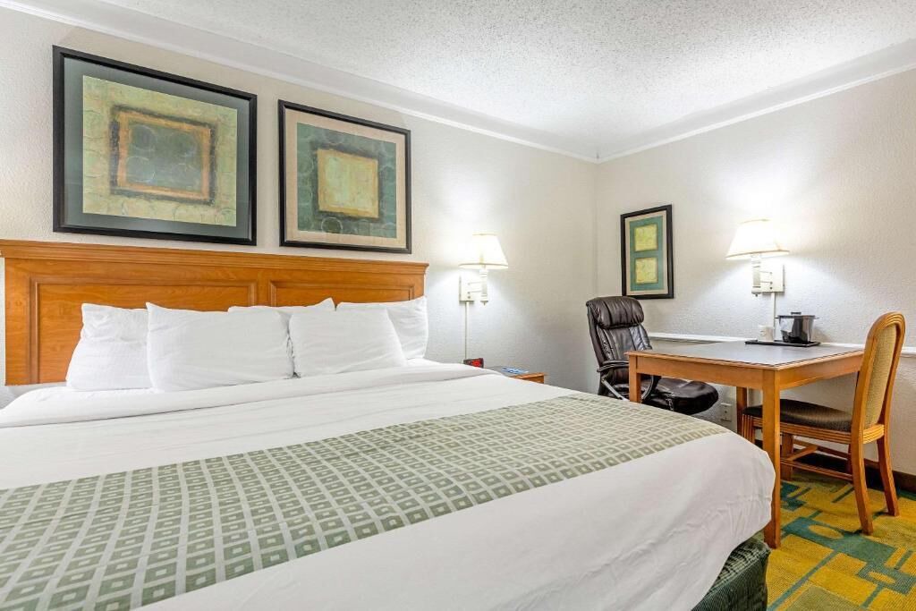 Photo of Bedroom in Huntsville