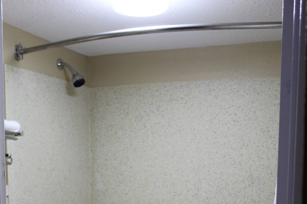 Photo of Bathroom in Perry