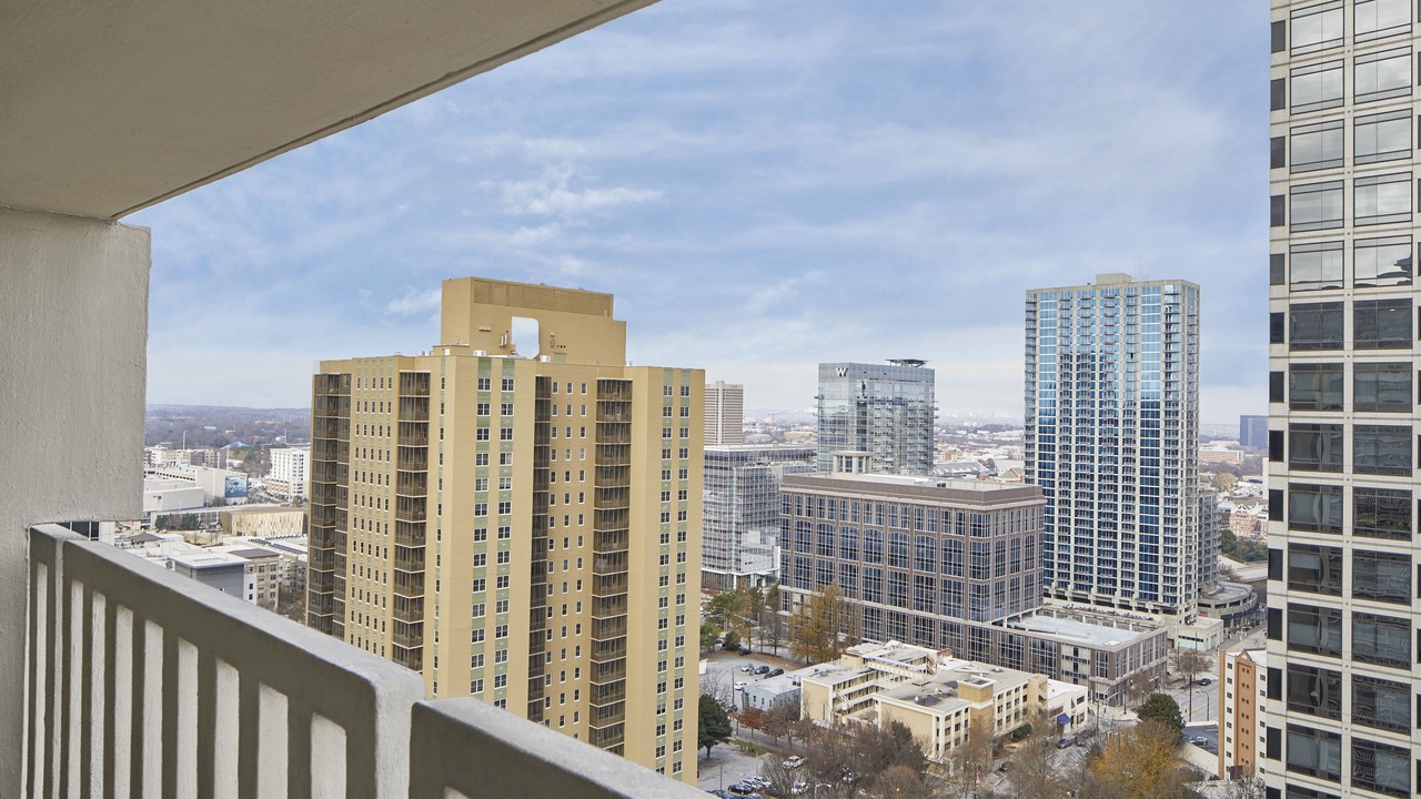 Photo of Bedroom in Peachtree Center