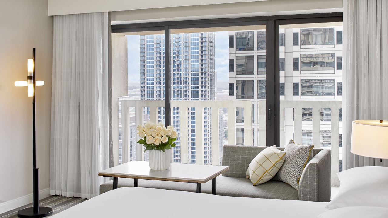 Photo of Bedroom in Peachtree Center