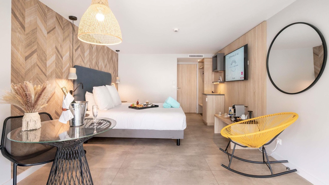 Photo of Bedroom in Valbonne