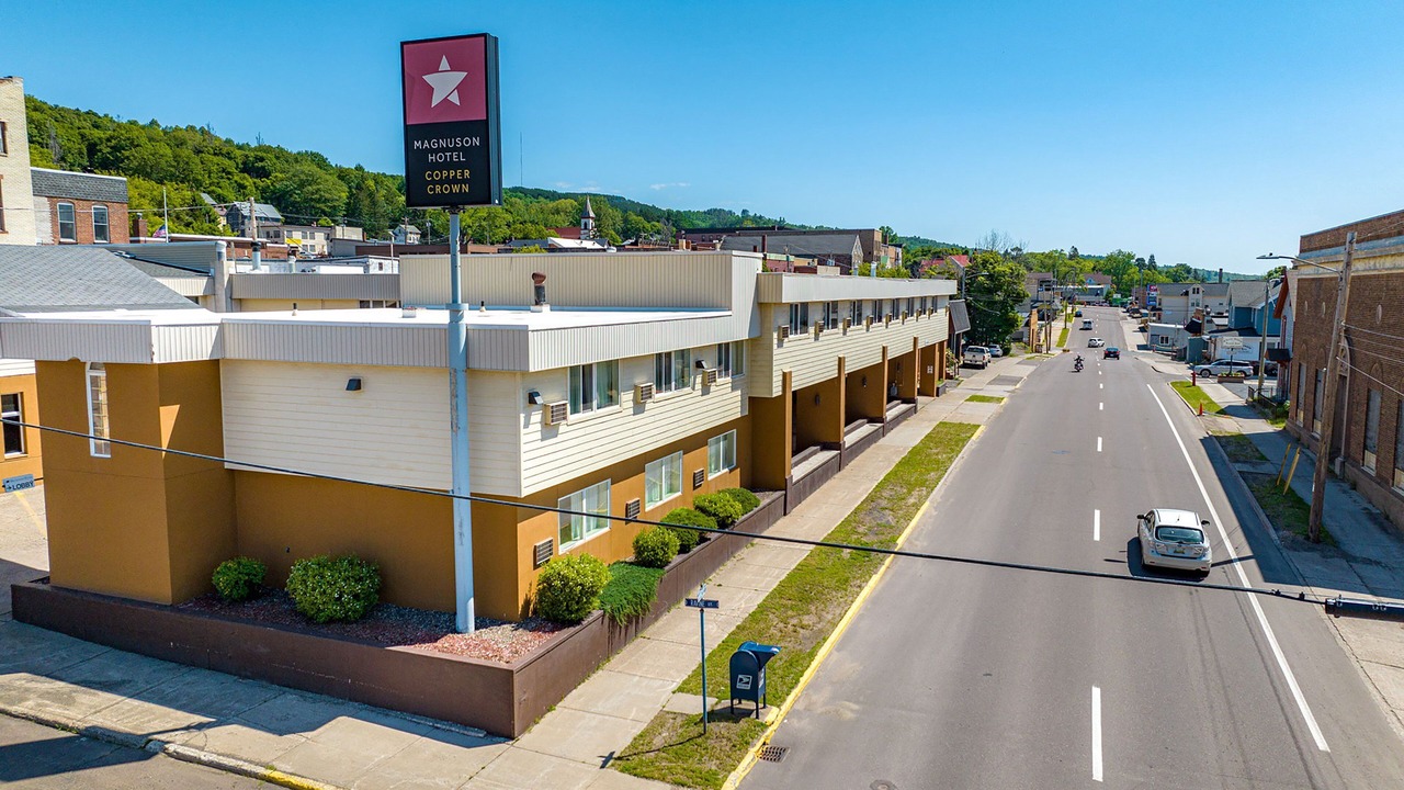 Photo of Outdoor in Hancock