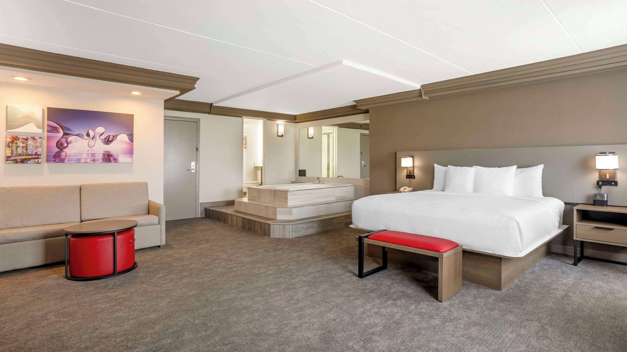 Photo of Bedroom in Edgewater