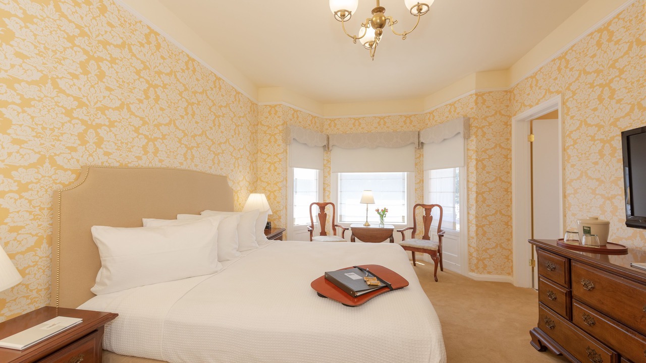 Photo of Bedroom in Cole Valley