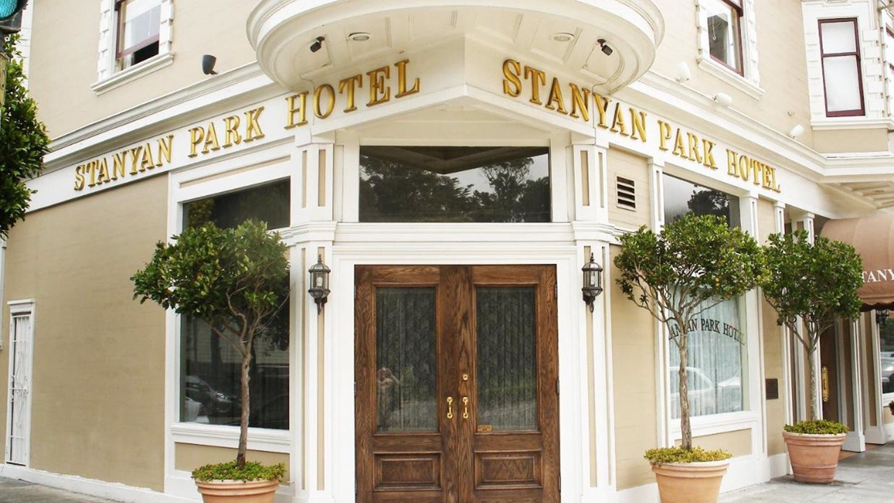 Photo of Outdoor in Cole Valley