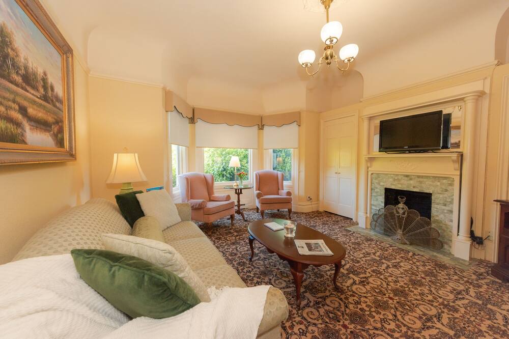 Photo of Others in Cole Valley