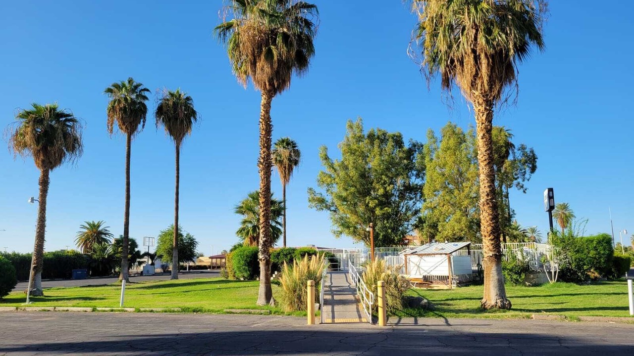Photo of Outdoor in Blythe
