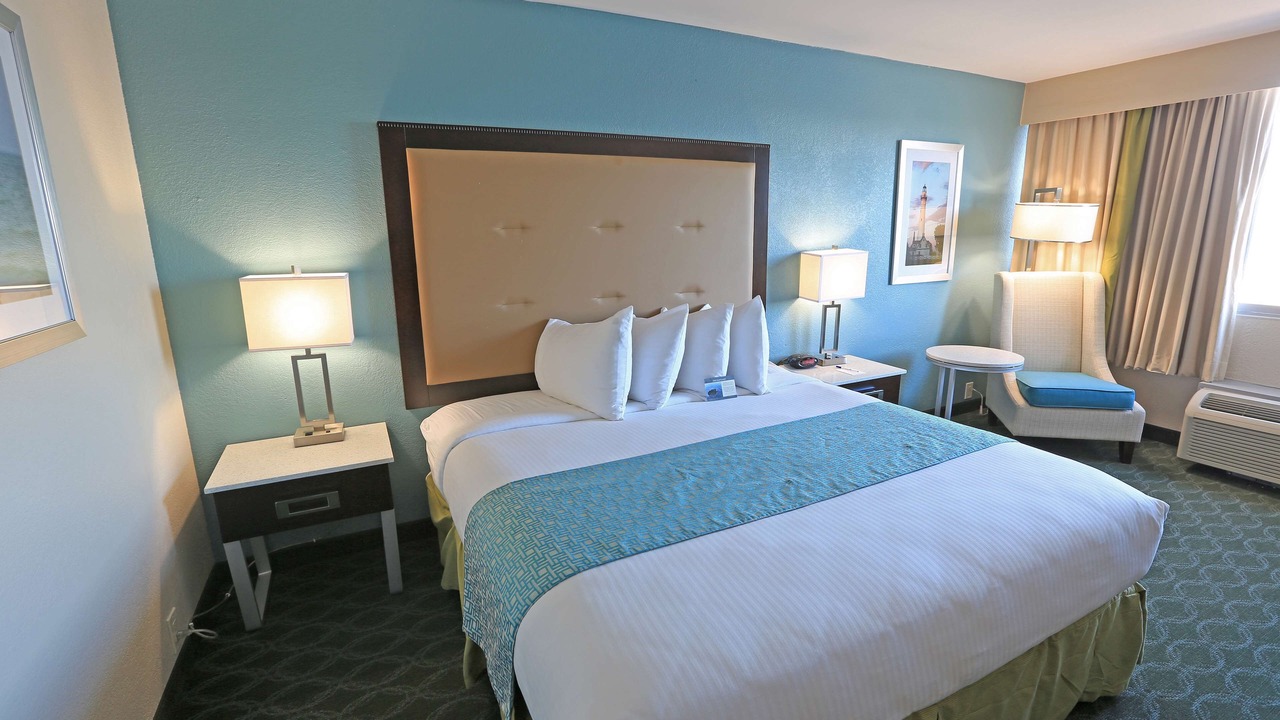 Photo of Bedroom in Downtown Kenosha