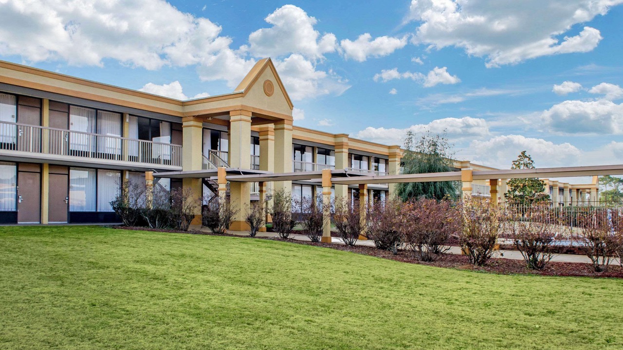 Photo of Outdoor in Troy