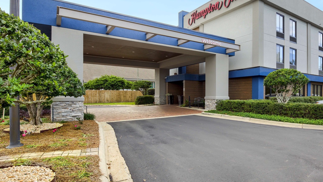 Photo of Outdoor in Tillmans Corner