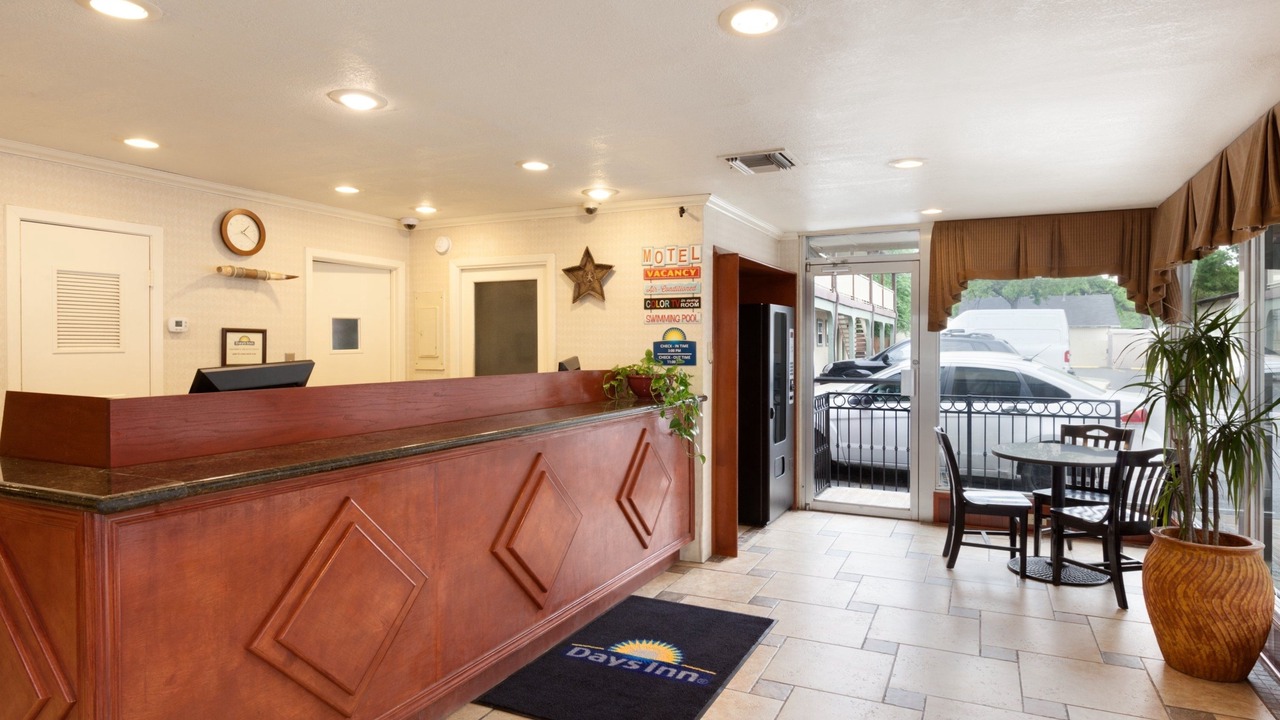 Photo of Livingroom in Cherrywood