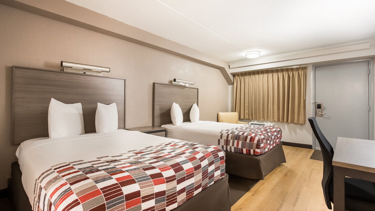 Photo of Bedroom in Lawrenceville