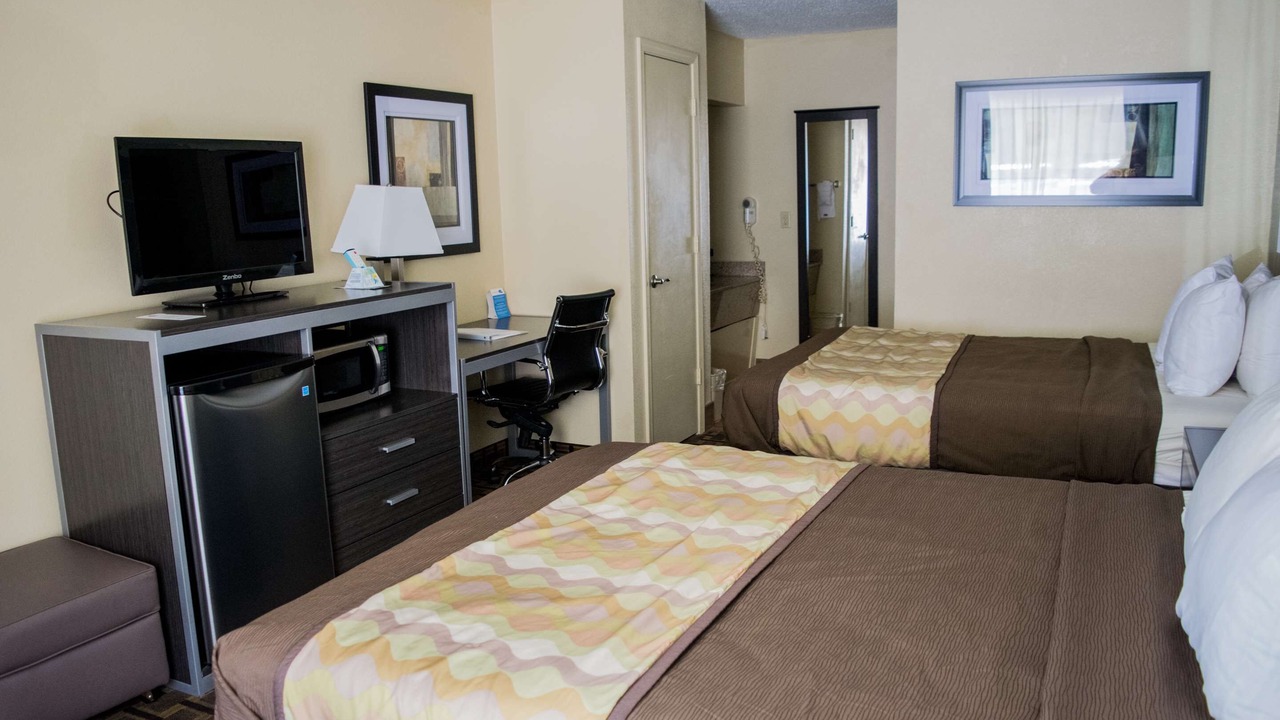 Photo of Bedroom in Rolla