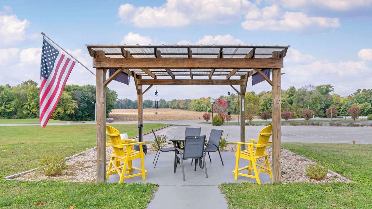 Photo of Others in Jasper