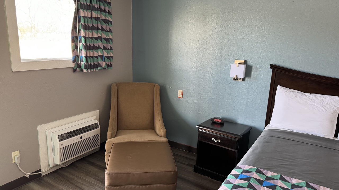 Photo of Bedroom in Independence