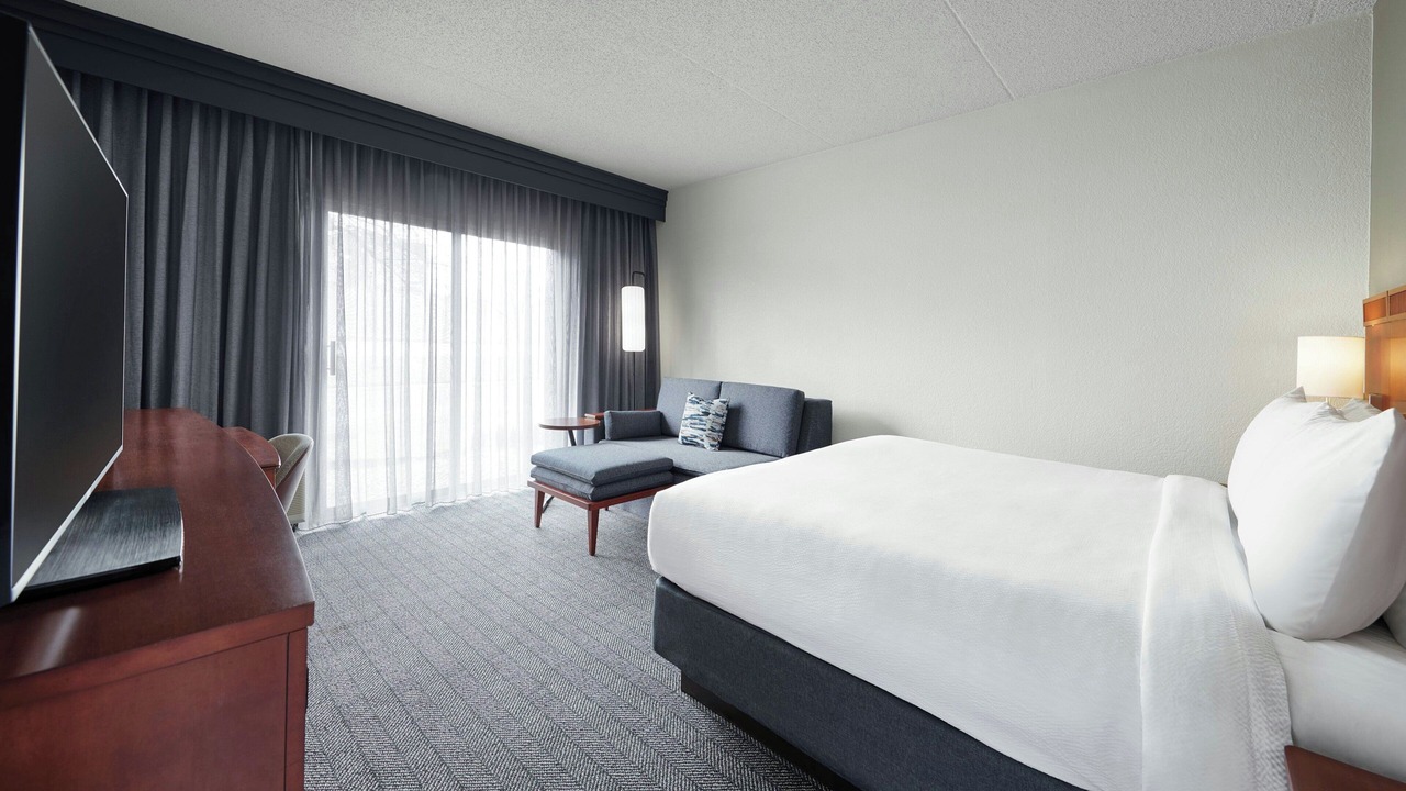 Photo of Bedroom in Maryland Heights