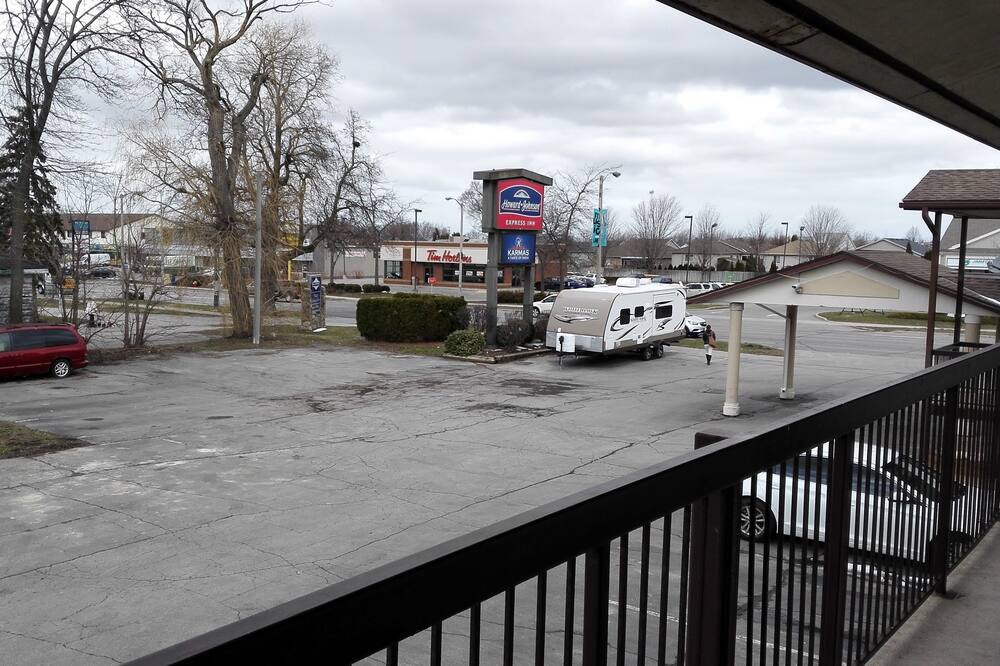Photo of Others in Niagara Falls