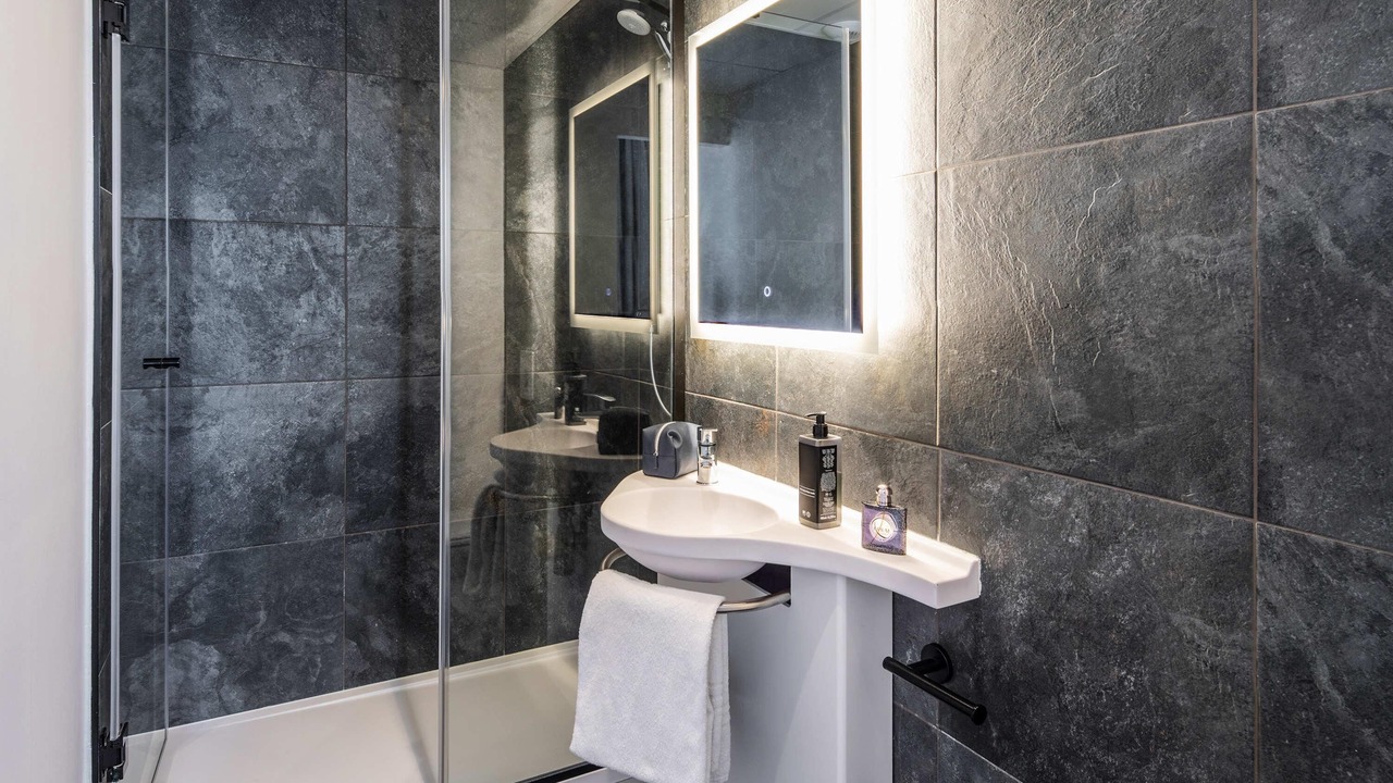 Photo of Bedroom in Downtown