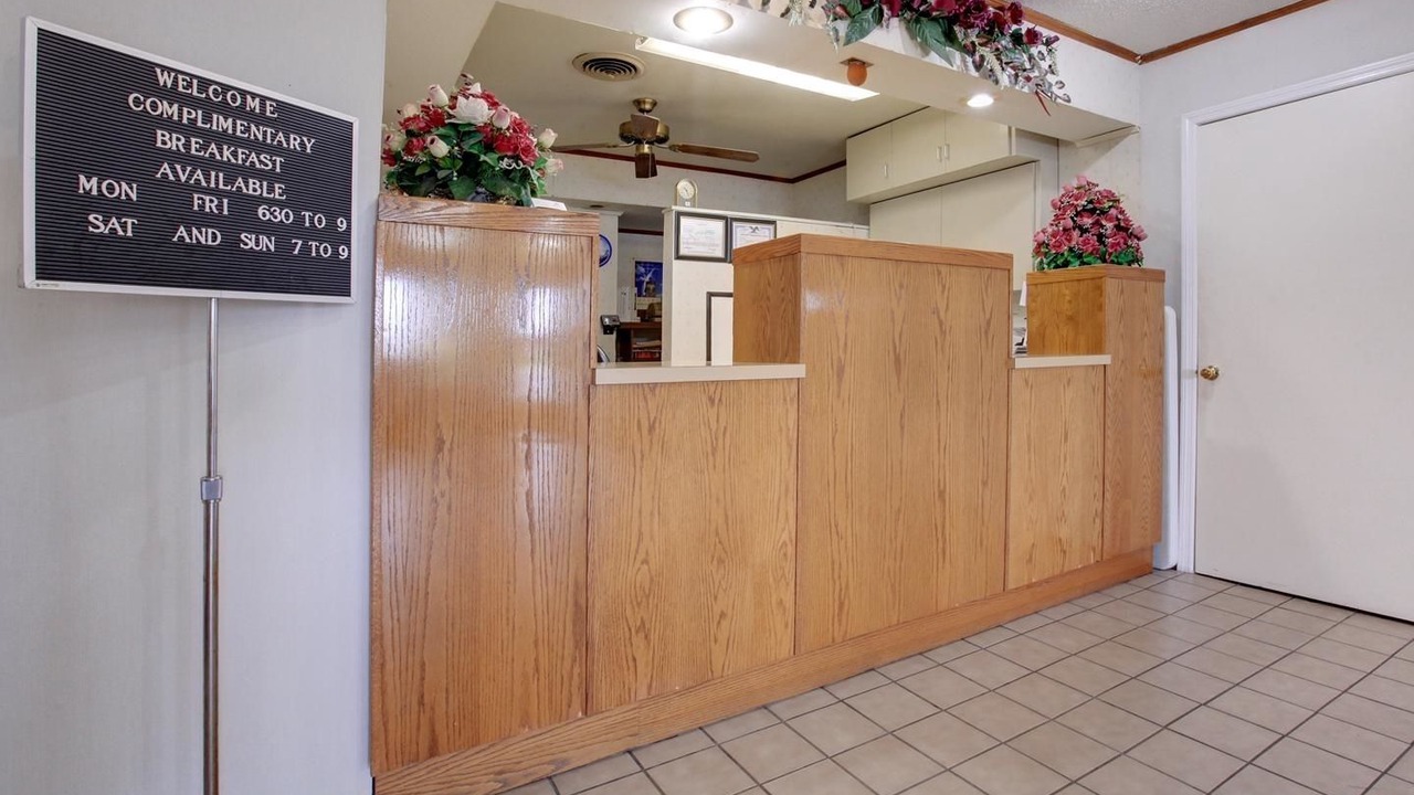 Photo of Others in Sullivan