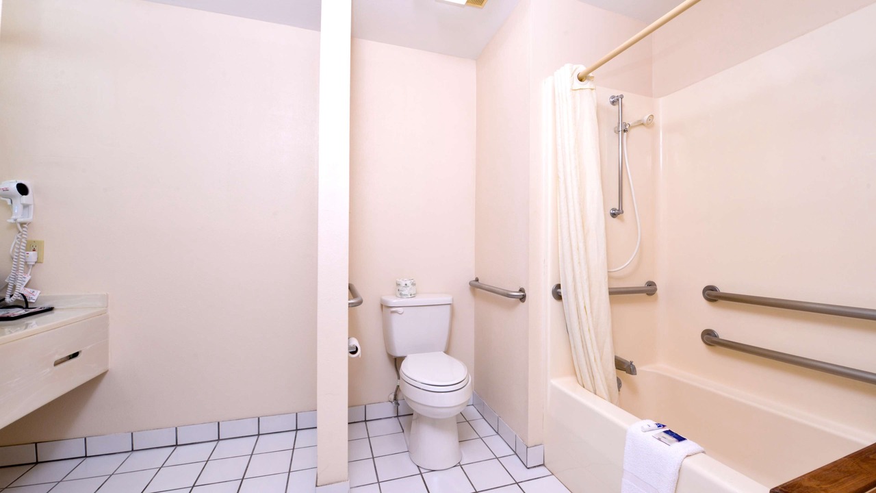 Photo of Others in Sullivan