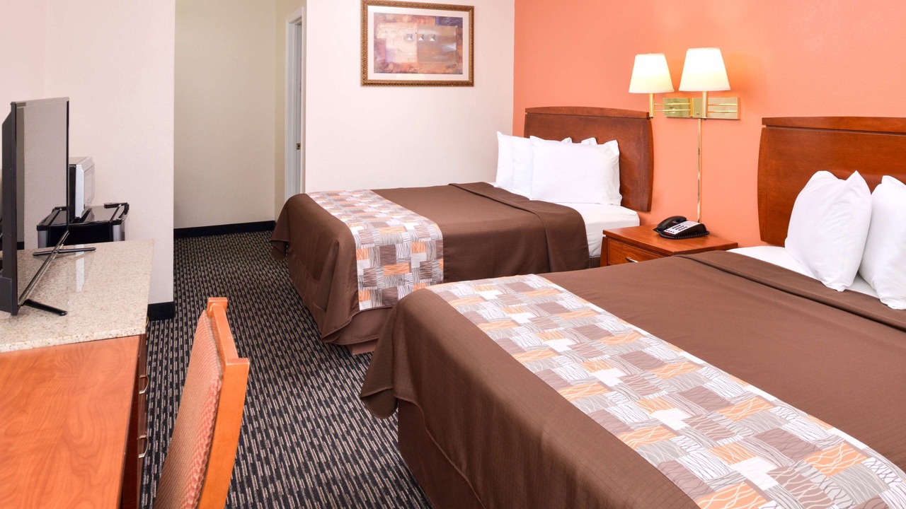 Photo of Bedroom in Sullivan